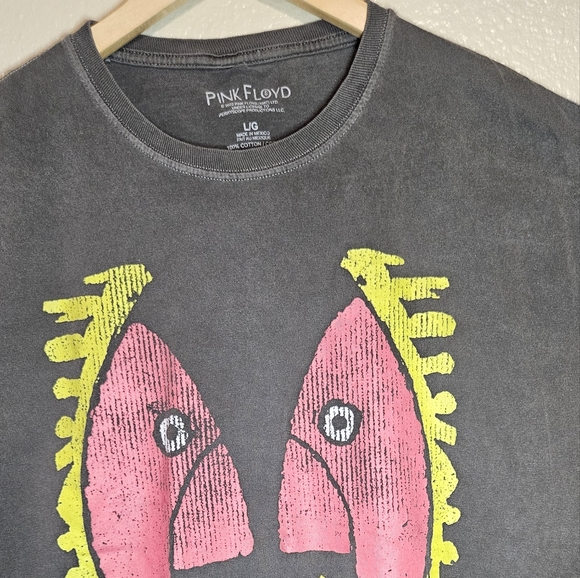 Pink Floyd Gray Graphic Tee - Picture 2 of 7